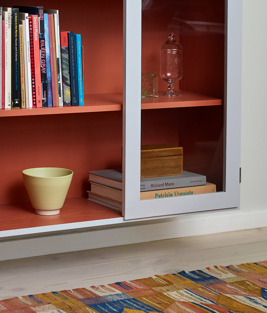 Colour Cabinet 02