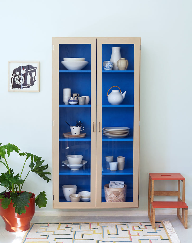 Colour Cabinet 02