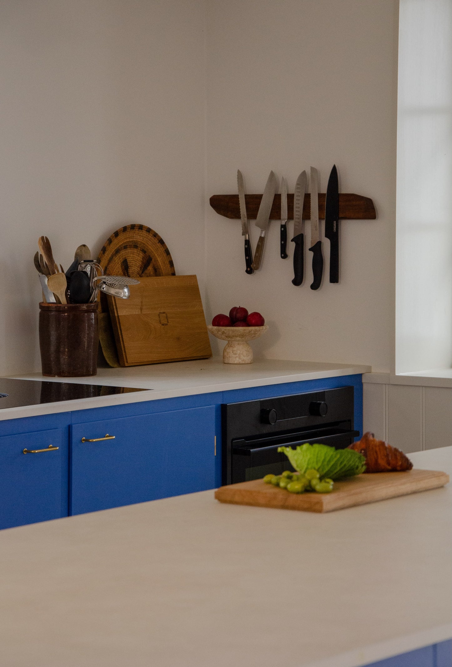 Cutting Board / skærebræt i eg 40 x 25 cm med saft rille
